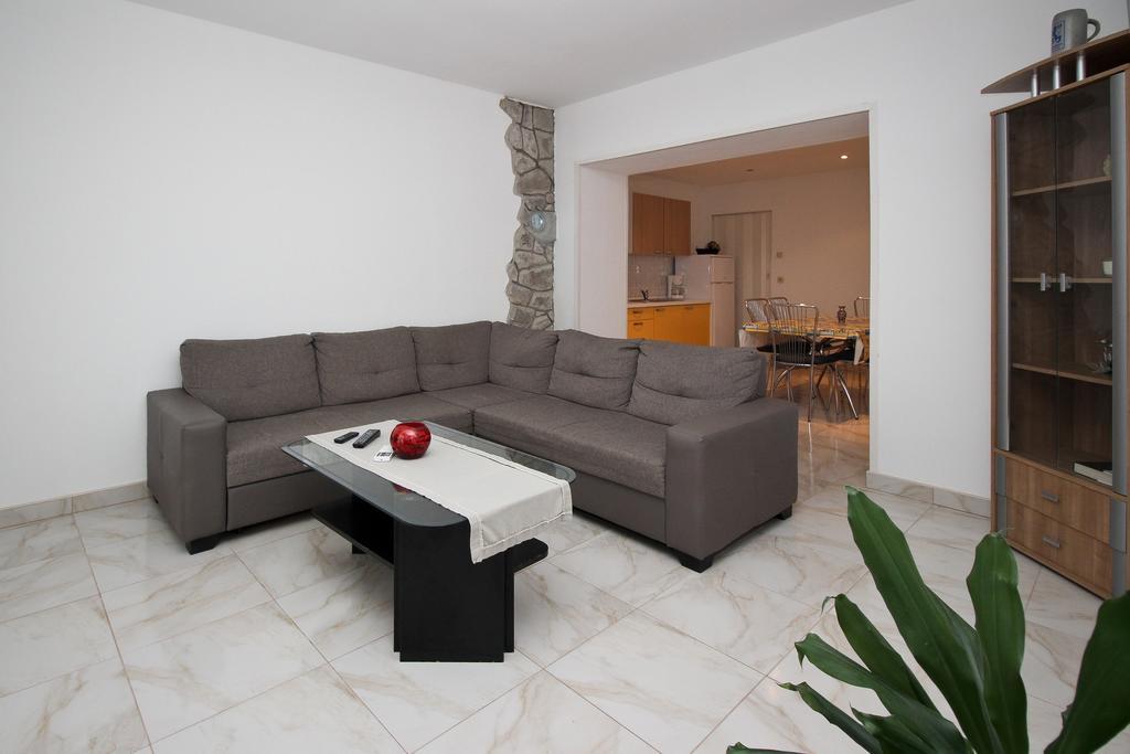 Apartment Drazen Silo  Room photo